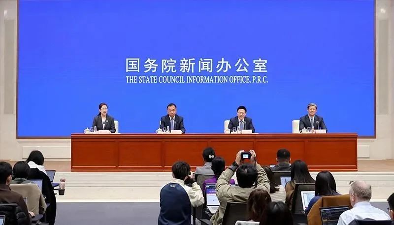 三部門(mén)談近期投資、財(cái)政、金融等政策情況，信息量很大→